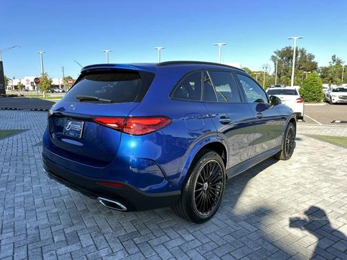 2026 Mercedes-Benz GLC 300 Base