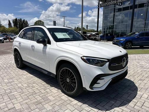 2026 Mercedes-Benz GLC 300 Base
