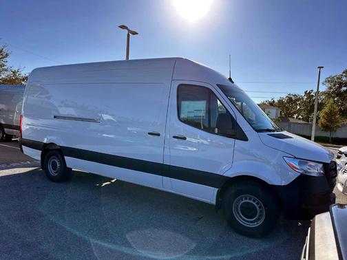 2025 Mercedes-Benz Sprinter 2500 170 WB