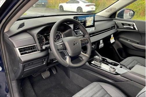 2025 Mitsubishi Outlander SE S-AWC