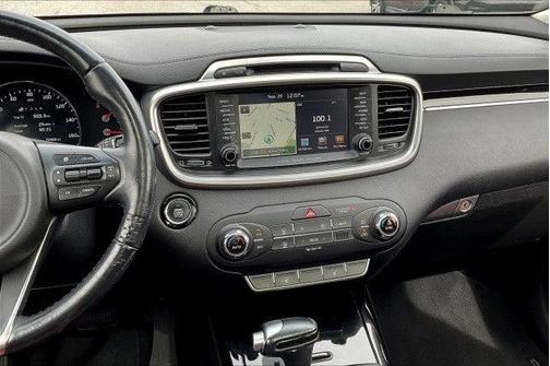 2017 Kia Sorento SX