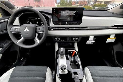 2025 Mitsubishi Outlander SE S-AWC