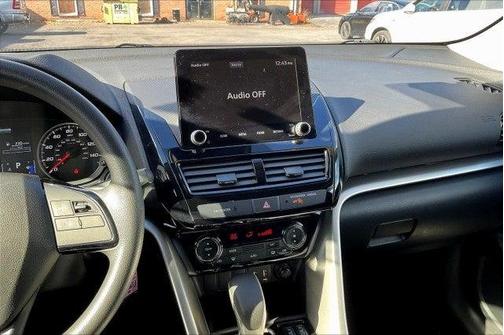 2023 Mitsubishi Eclipse Cross LE