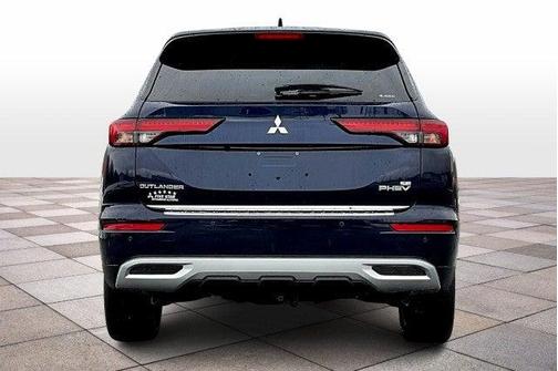 2025 Mitsubishi Outlander PHEV SE