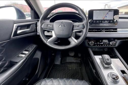 2024 Mitsubishi Outlander SEL