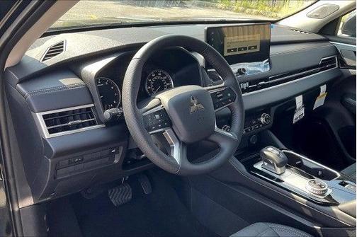 2025 Mitsubishi Outlander SE S-AWC