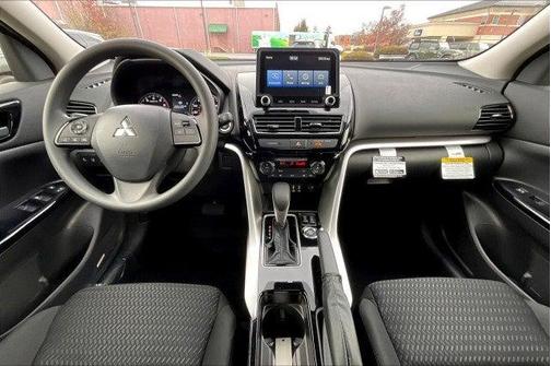 2026 Mitsubishi Eclipse Cross LE