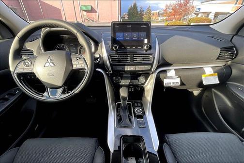 White Diamond 2026 Mitsubishi Eclipse Cross SE