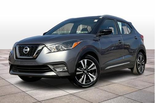 2019 Nissan Kicks SR