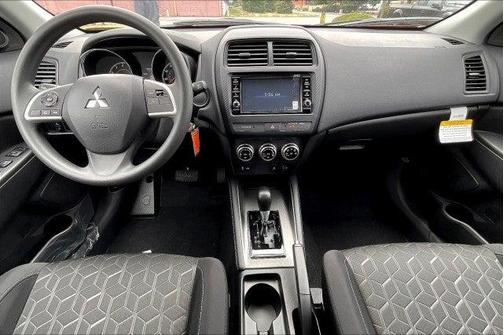 2025 Mitsubishi Outlander Sport 2.0 ES