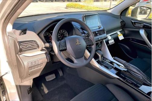 2026 Mitsubishi Eclipse Cross LE