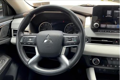 2022 Mitsubishi Outlander SEL Special Edition