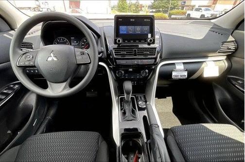 2025 Mitsubishi Eclipse Cross LE