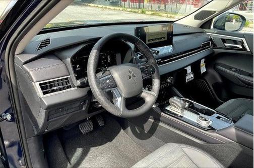 2025 Mitsubishi Outlander SE S-AWC