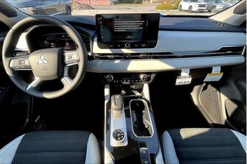 2025 Mitsubishi Outlander SE S-AWC