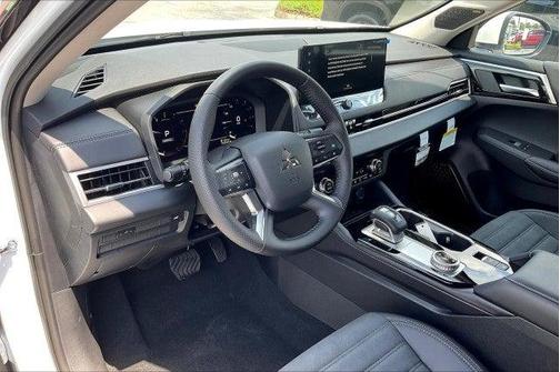 2025 Mitsubishi Outlander SE S-AWC