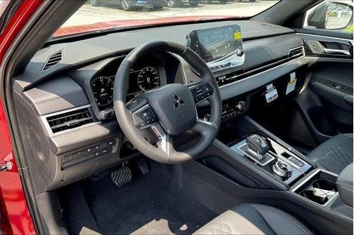 2025 Mitsubishi Outlander PHEV SEL Black Edition