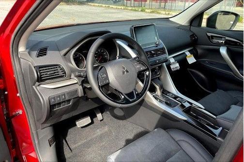 2026 Mitsubishi Eclipse Cross SE