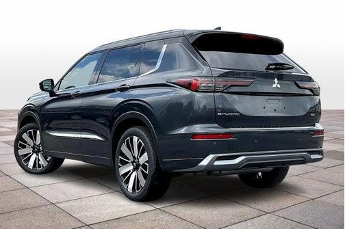 2025 Mitsubishi Outlander SEL