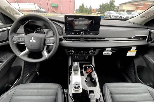 2025 Mitsubishi Outlander SE S-AWC