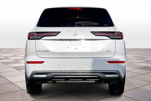 2026 Mitsubishi Outlander SEL