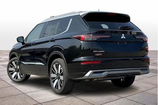 2025 Mitsubishi Outlander Platinum Edition