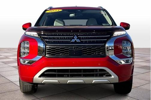 2023 Mitsubishi Outlander SEL