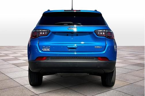 2023 Jeep Compass Latitude Lux