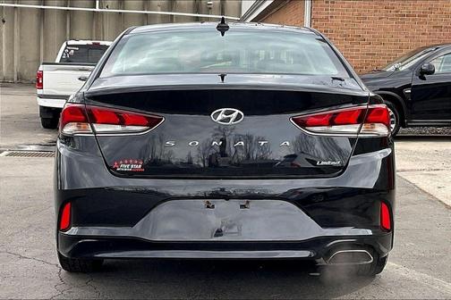 2018 Hyundai SONATA Limited
