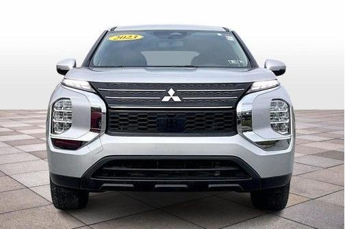2023 Mitsubishi Outlander ES