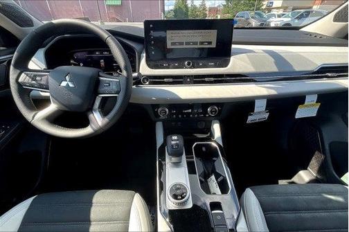 2025 Mitsubishi Outlander SE S-AWC