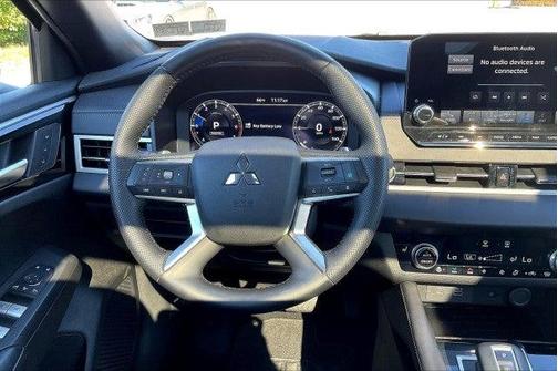 2023 Mitsubishi Outlander SEL Black Edition