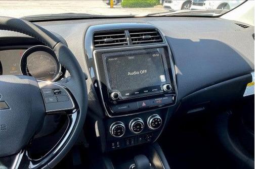 2025 Mitsubishi Outlander Sport 2.0 SE