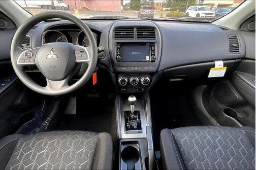 2025 Mitsubishi Outlander Sport 2.0 ES