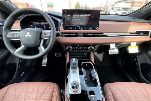 Moonstone Gray / Black Roof 2026 Mitsubishi Outlander SEL