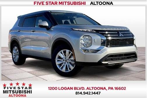 2025 Mitsubishi Outlander ES