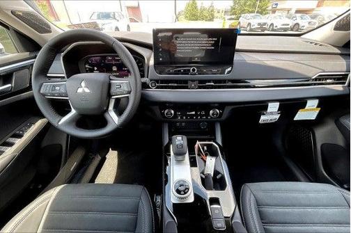 2025 Mitsubishi Outlander SE S-AWC