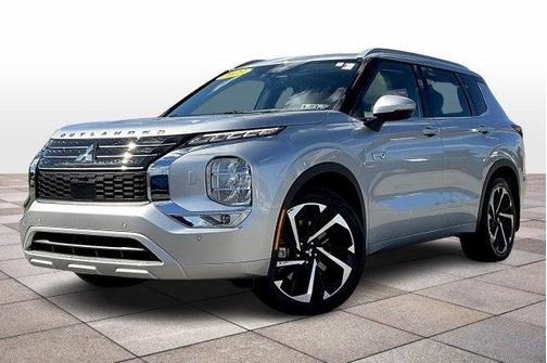 2023 Mitsubishi Outlander PHEV SEL