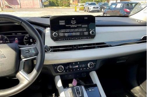 2023 Mitsubishi Outlander PHEV SEL