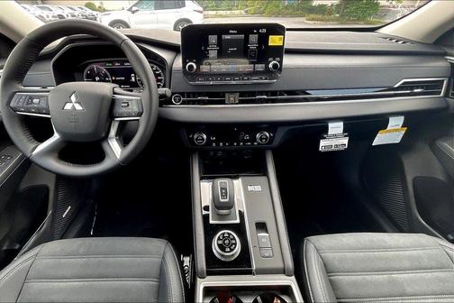 2025 Mitsubishi Outlander PHEV SE