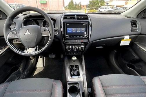 2025 Mitsubishi Outlander Sport 2.0 SE