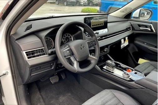 2025 Mitsubishi Outlander SE S-AWC