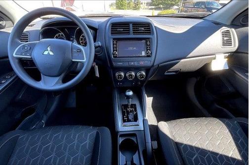 2025 Mitsubishi Outlander Sport 2.0 ES