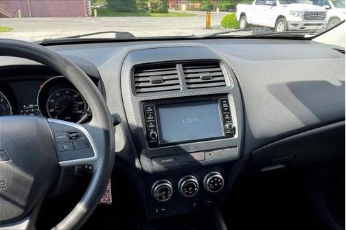 2022 Mitsubishi Outlander Sport ES