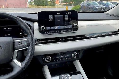 2024 Mitsubishi Outlander SEL
