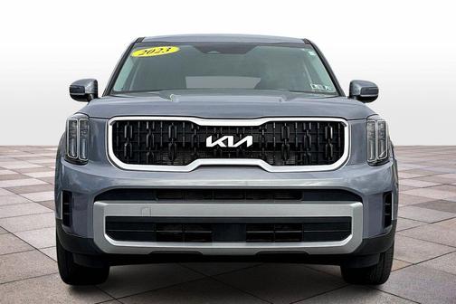 2023 Kia Telluride LX
