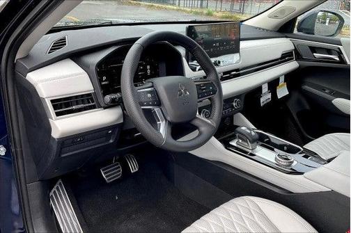 2025 Mitsubishi Outlander SEL S-AWC