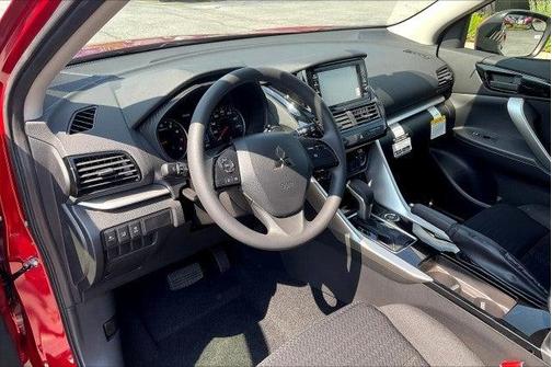 2025 Mitsubishi Eclipse Cross ES