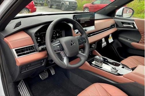 2025 Mitsubishi Outlander SEL S-AWC