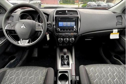 2025 Mitsubishi Outlander Sport 2.0 LE